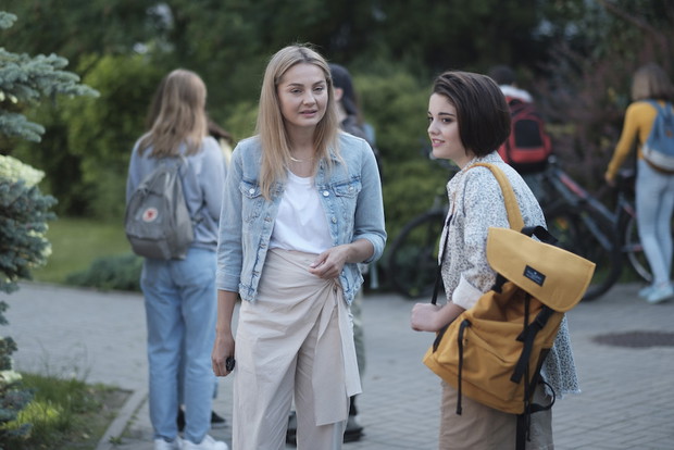 Alicja Wieniawa–Narkiewicz i Małgorzata Socha na planie serialu „Przyjaciółki”!