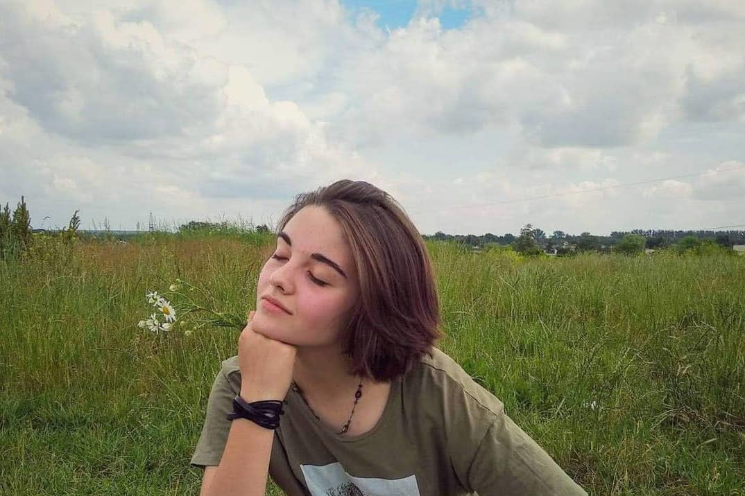 Siostra Julii Wieniawy została aktorką! Alicja Wieniawa dołączyła do serialu „Przyjaciółki”. Kogo zagra?