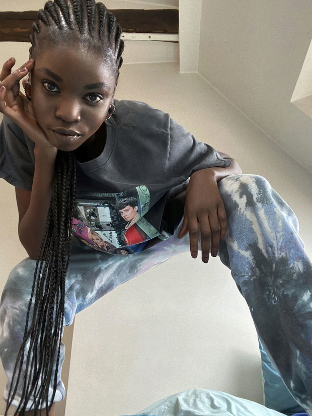 Kolekcja Pull&Bear inspirowana serialem „Sex Education”