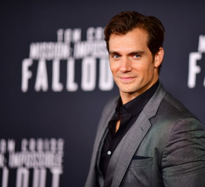 Henry Cavill zostanie nowym Jamesem Bondem? Są dowody, że to idealny kandydat do tej roli!
