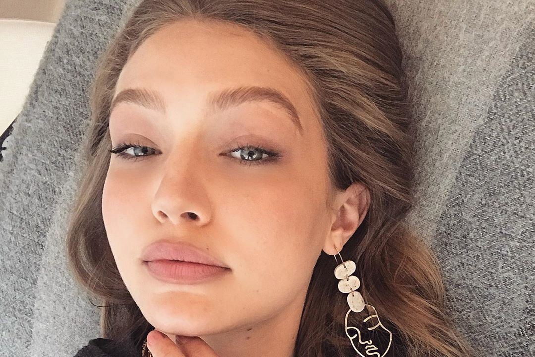 Gigi Hadid urodziła! Modelka opublikowała pierwsze zdjęcie dziecka. Znamy płeć maleństwa