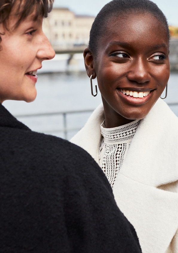 Kolekcja H&M na jesień 2020 uszyta z tkanin z recyklingu.