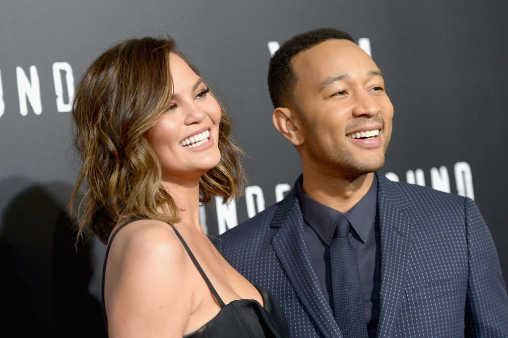 John Legend zadedykował Chrissy Teigen wzruszający występ. Żona muzyka niedawno straciła dziecko