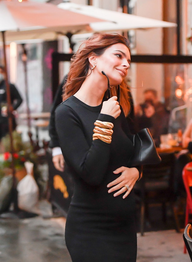 Emily Ratajkowski