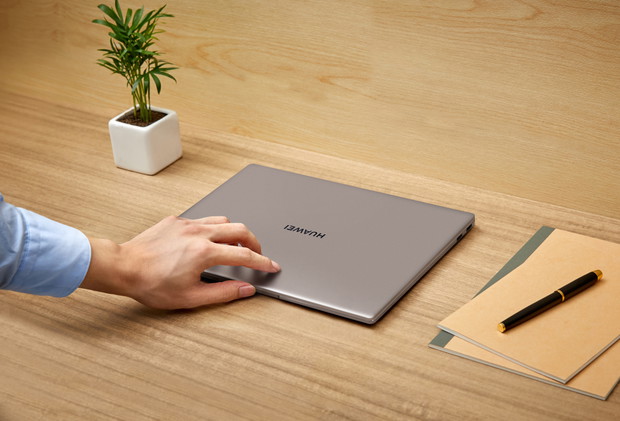 MateBook 14