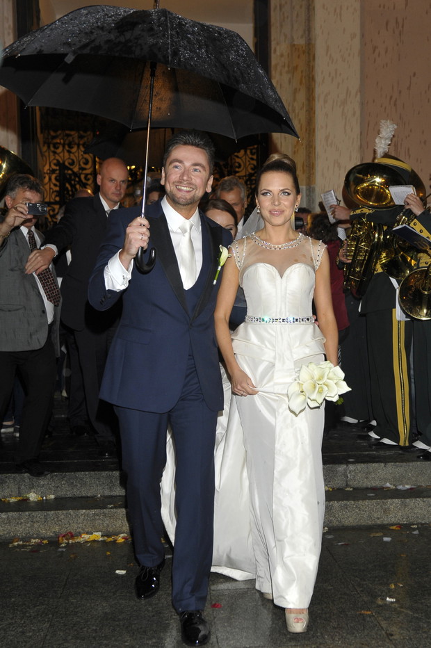 Aleksandra Kwaśniewska w dniu ślubu z Jakubem Badachem