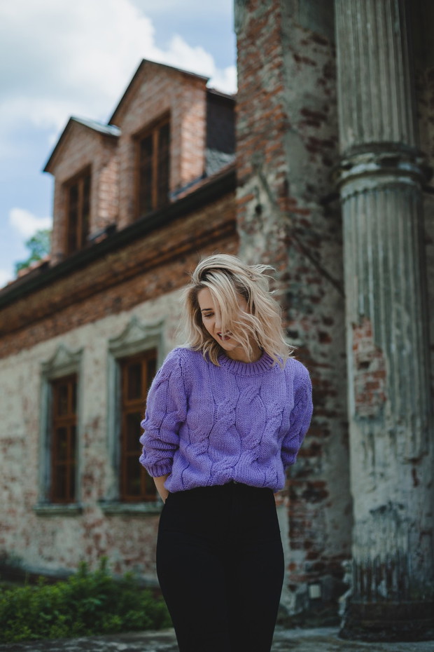 Sweter, Bienkovska, 340 zł