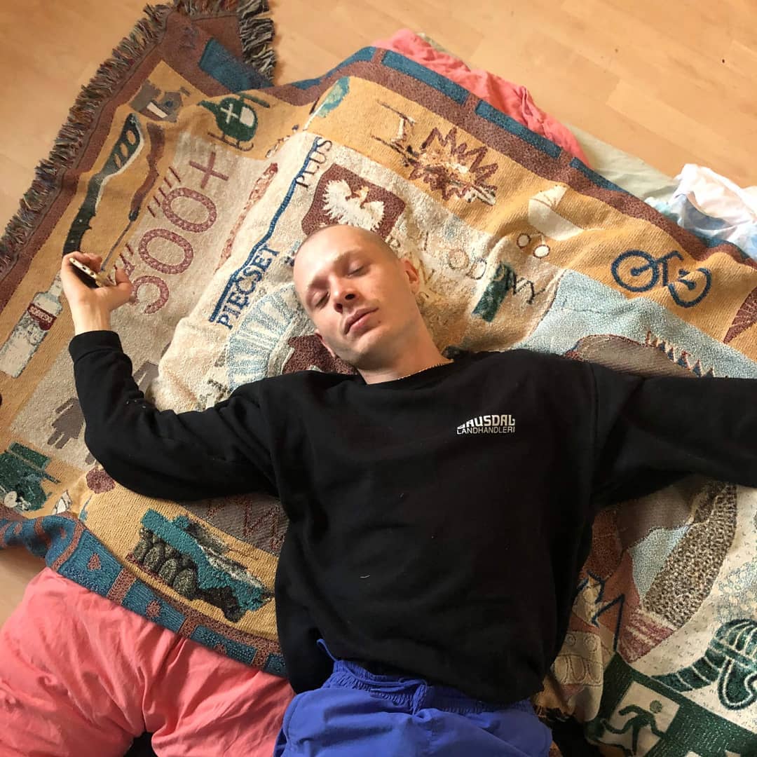 Wystawa „Równorodność” to lustro, w którym powinni przejrzeć się wszyscy Polacy. Sprawdź, jakim jesteś typem!