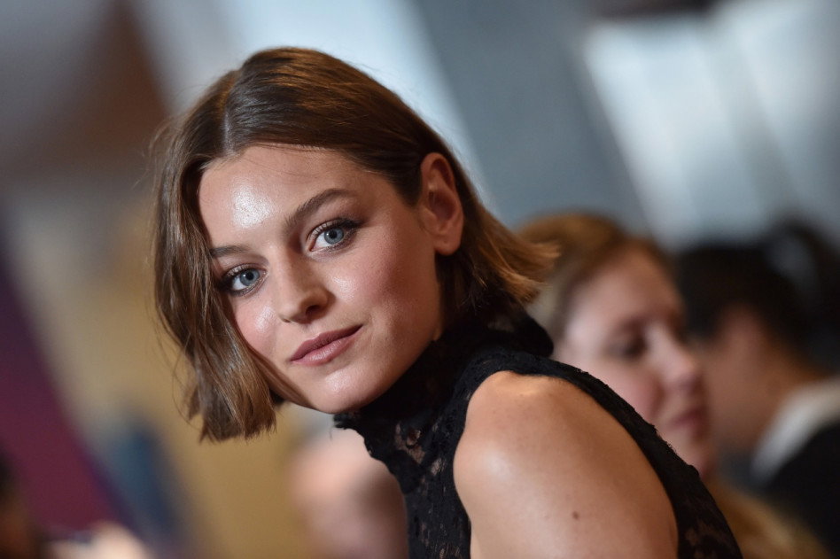 Emma Corrin jest osobą niebinarną. Gwiazda „The Crown” ogłasza: „ruszam w nową podróż”