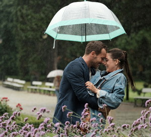 „Miłość do kwadratu”, czyli Netflix zapowiada pierwszą komedię romantyczną! O czym będzie?