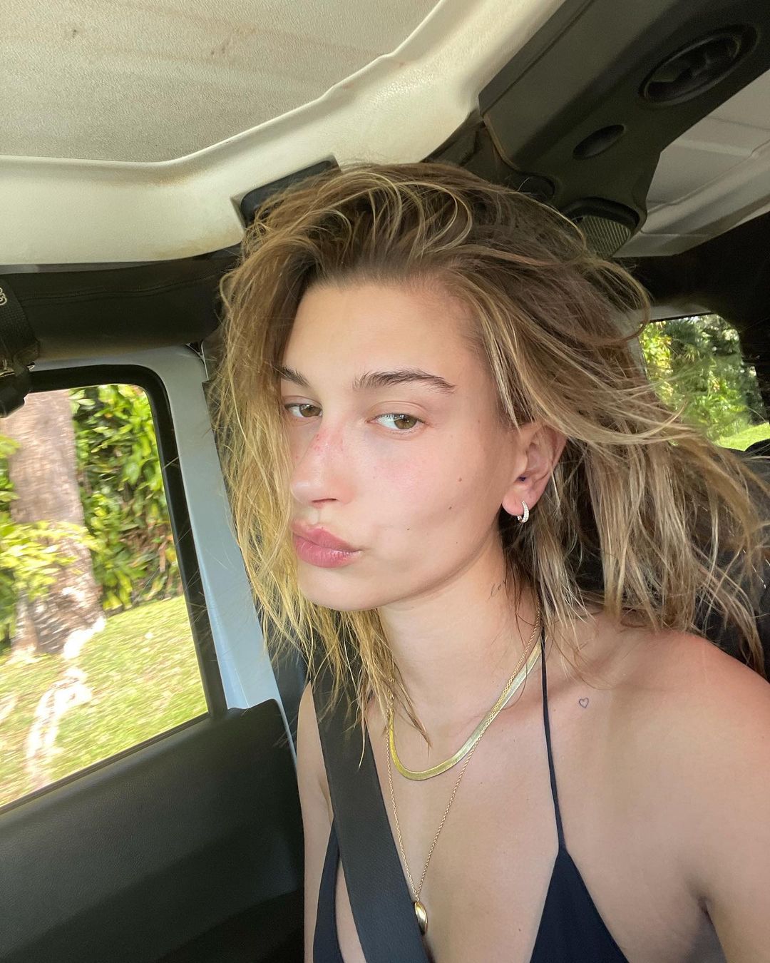 Hailey Bieber startuje z marką kosmetyków do pielęgnacji skóry Rhode