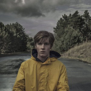 Najlepsze niemieckie seriale, które warto znać. Jakie niemieckie produkcje serialowe zasłużyły na wyróżnienie i czy obejrzymy je na platformie Netlix?