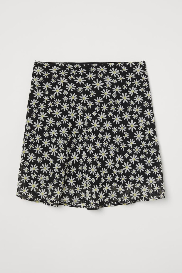 Spódnica z kolekcji „Do wszystkich chłopców, których kochałam” x H&M, 59,99 zł