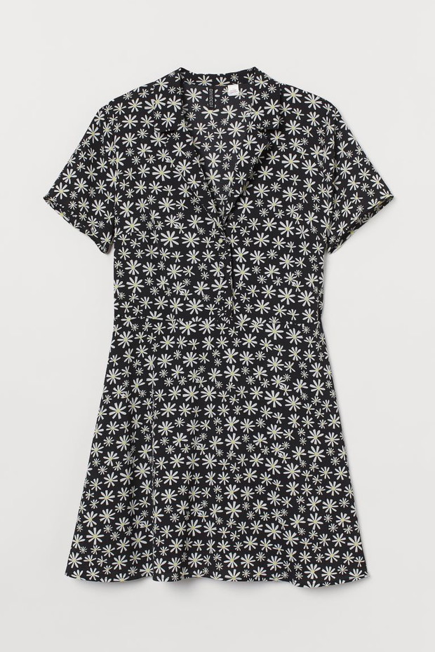 Sukienka z kolekcji „Do wszystkich chłopców, których kochałam” x H&M, 39,99 zł