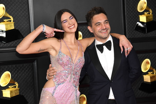 Dua Lipa Grammy 2021