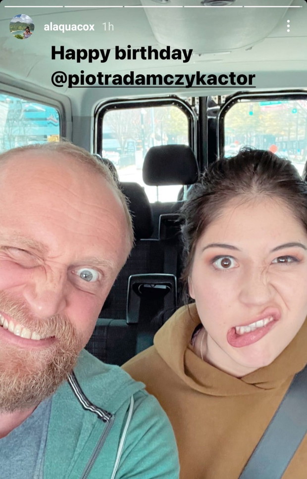 A dowodem może być to selfie aktorki Alaquy Cox, która wciela się w serialu w jedną z postaci.