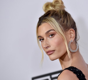 Hailey Bieber