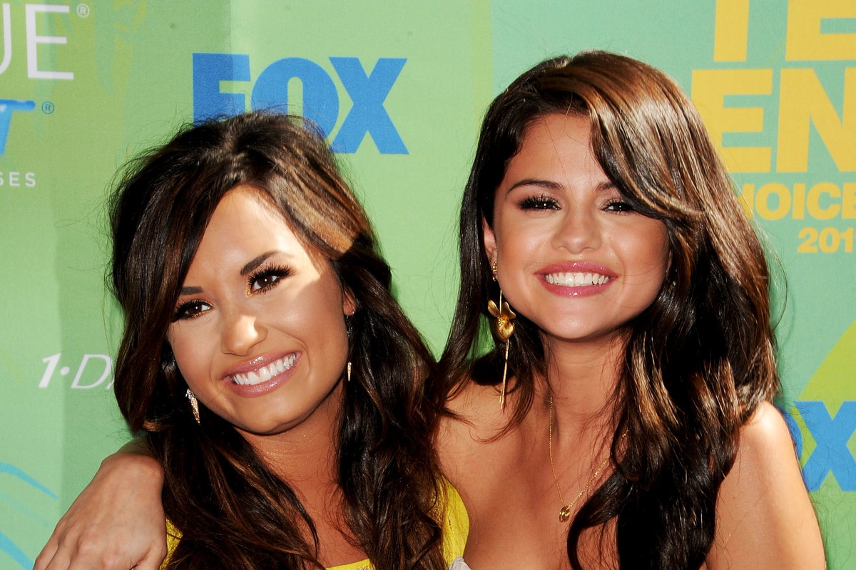 Demi Lovato i Selena Gomez przestały się przyjaźnić. Co się stało?