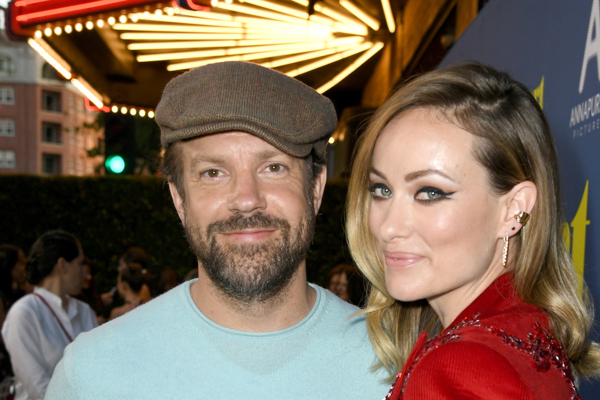 Jason Sudeikis stanął po stronie kobiet i na SAG Awards 2021 założył sweter z ważnym przesłaniem
