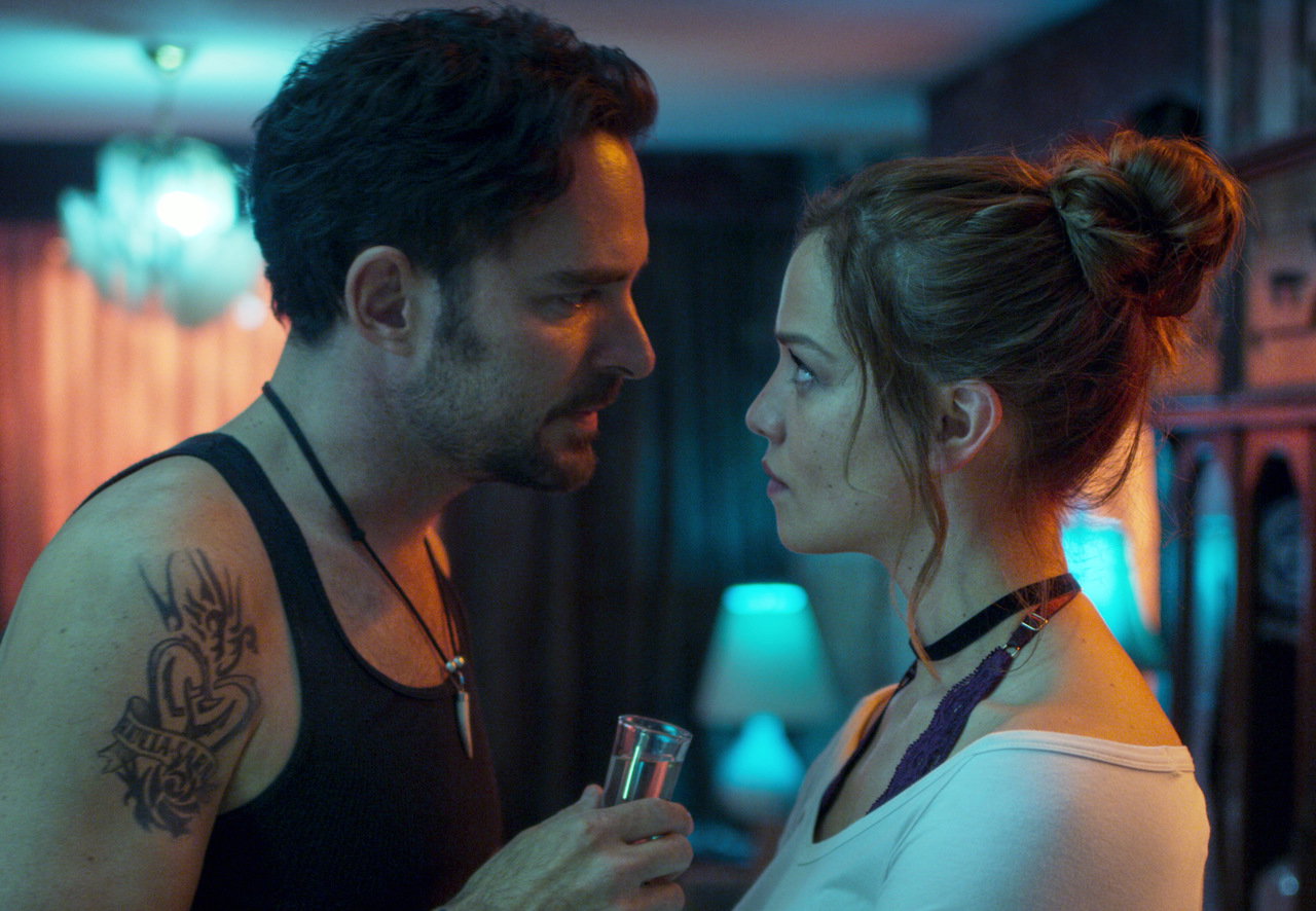 Serial „Kto zabił Sarę?” jest teraz hitem na Netflix. Pobił nawet „New Amsterdam”!