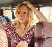 Lara Gessler postawiła na dodatek, który wy też możecie mieć. Kosztuje niecałe 40 zł, a jest ponadczasowy!