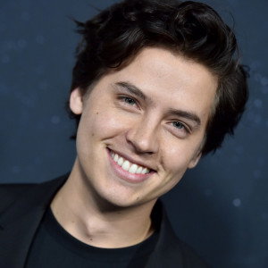 Cole Sprouse ma nową dziewczynę!