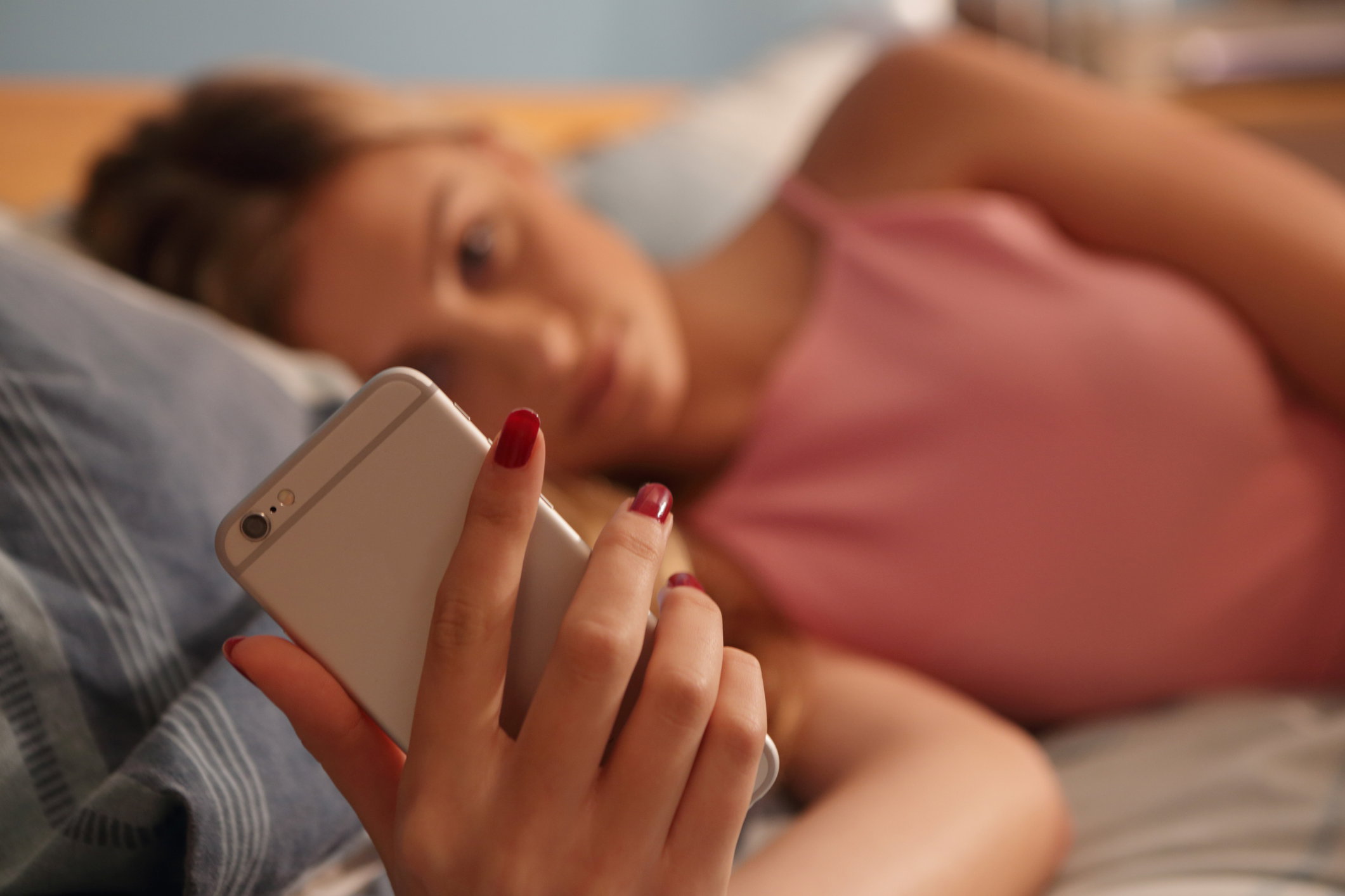 Tinder i inne aplikacje randkowe pochłaniają za dużo twojego czasu? Powstała apka, która rozwiązuje ten problem!