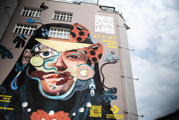 Mural Barrakuz na Brackiej w Warszawie