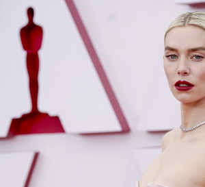 Vanessa Kirby