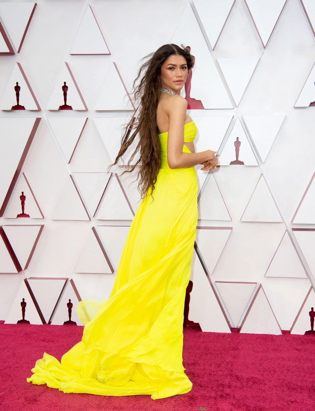 Zendaya w mermaid waves