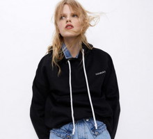 Zara wprowadziła opcję personalizacji ubrań!