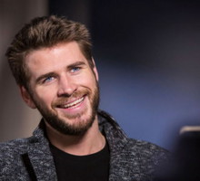 Liam Hemsworth przedstawił rodzicom nową dziewczynę. Kim jest Gabriella Brooks?