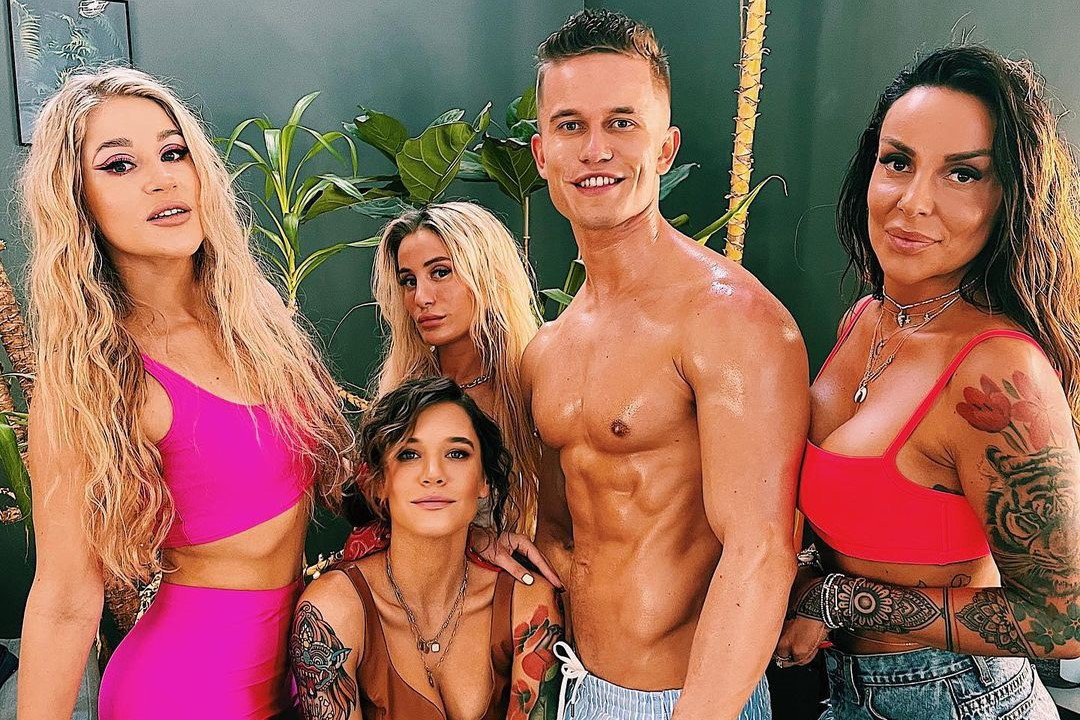 Wszystko, co wiemy o nowym reality show „One Night Squad”