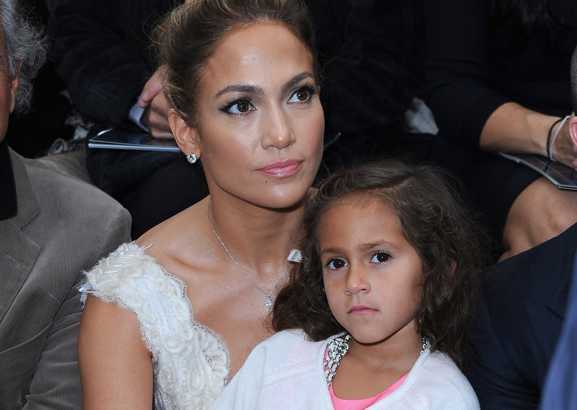 jennifer-lopez-z-corka-emme2-b2ac43c