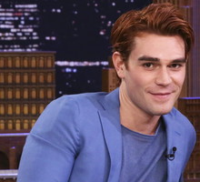 KJ Apa spodziewa się pierwszego dziecka