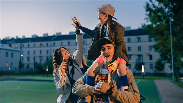 Kadr w filmu „Miłość na pierwszą stronę”