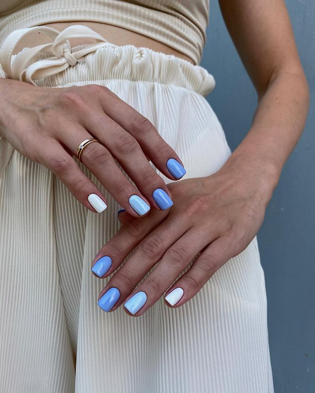 Lakiery monofazowe, czyli bardziej elastyczna forma hybryd. Recenzja monofazy w manicure