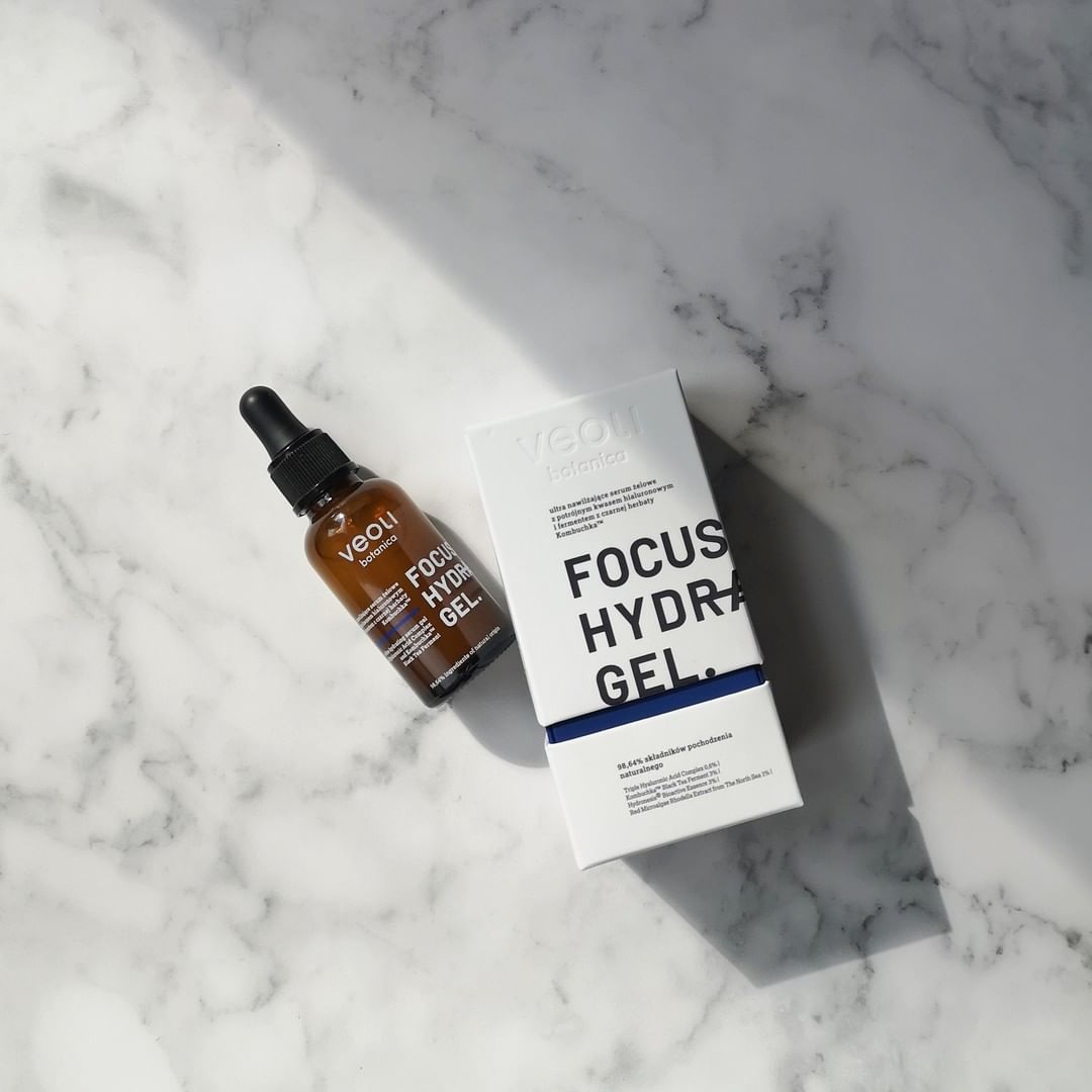Najlepsze serum nawilżające? Na te 6 produktów warto wydać każde pieniądze