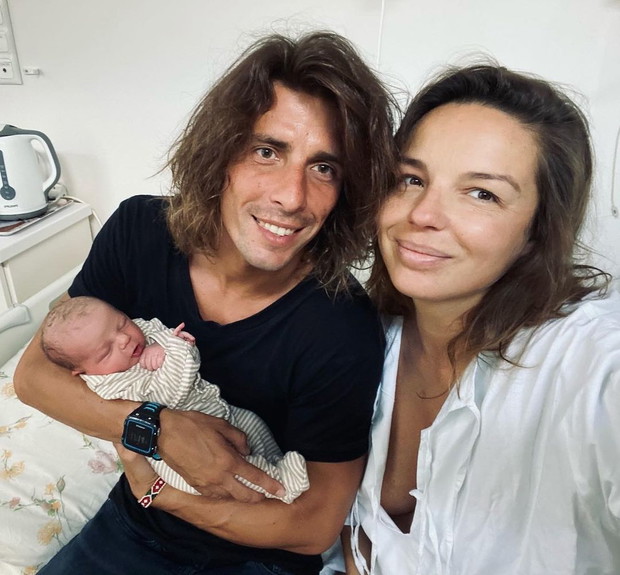 Agnieszka Włodarczyk i Robert Karaś pokazali pierwsze zdjęcia synka!