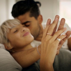 Najlepsze pozycje seksualne dla zodiakalnych Bliźniąt!