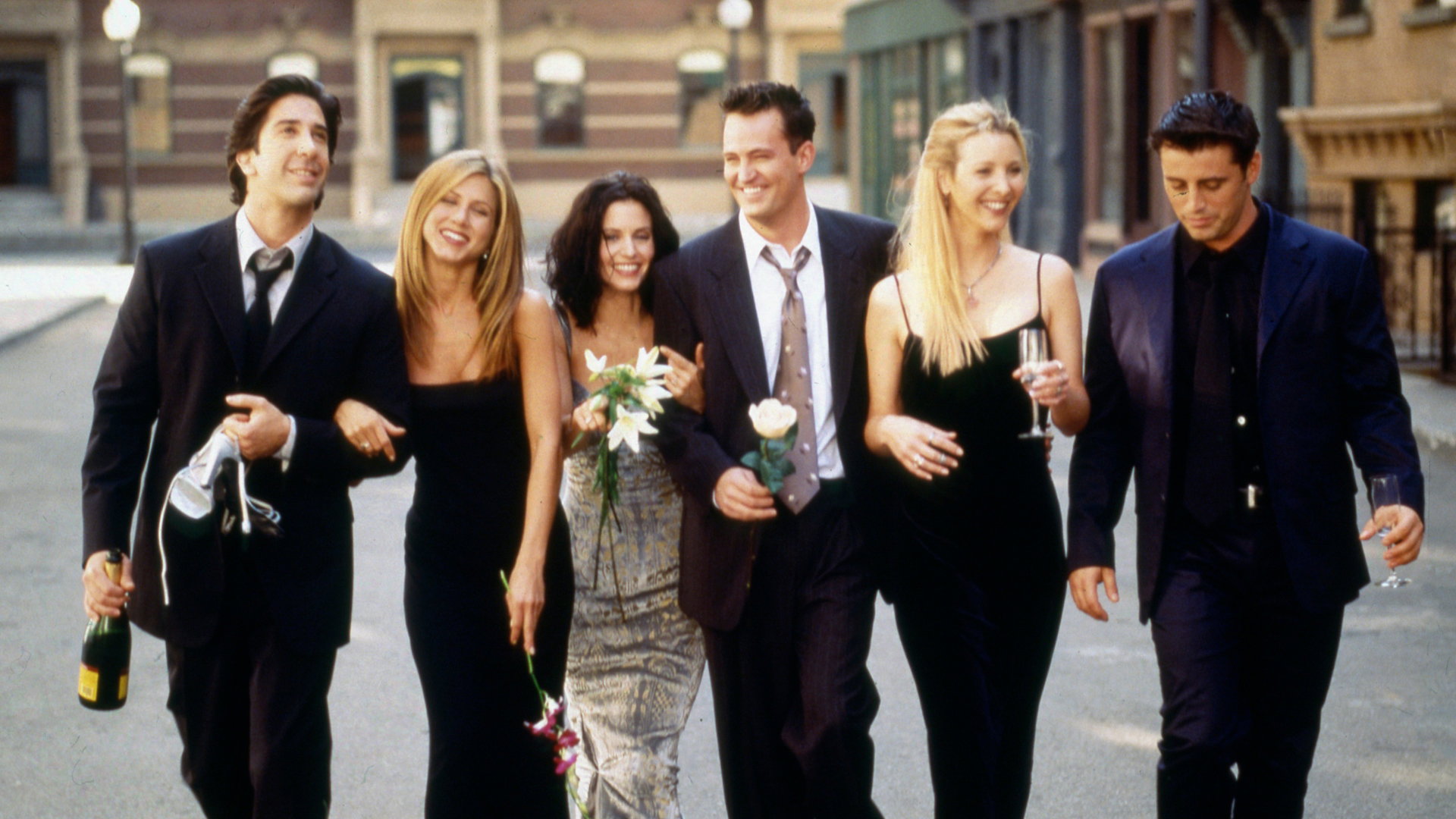 pogrzeb-matthew-perry-ego-byl-bardzo-kameralny-ale-nie-zabraklo-obsady-przyjaciol-a2e0334