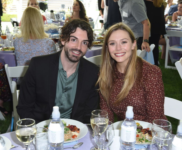 Elizabeth Olsen i Robbie Arnett
