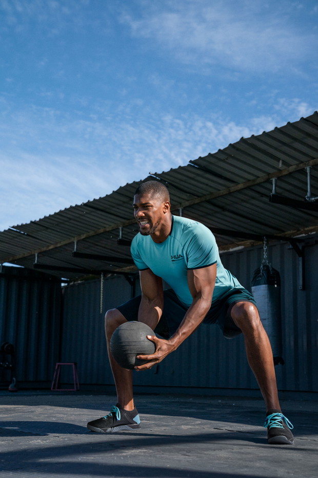 FEEL ICE COLD – innowacyjna technologia ISO-CHILL od Under Armour