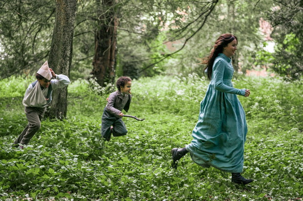 Dakota Johnson w filmie Netfliksa na podstawie prozy Jane Austen