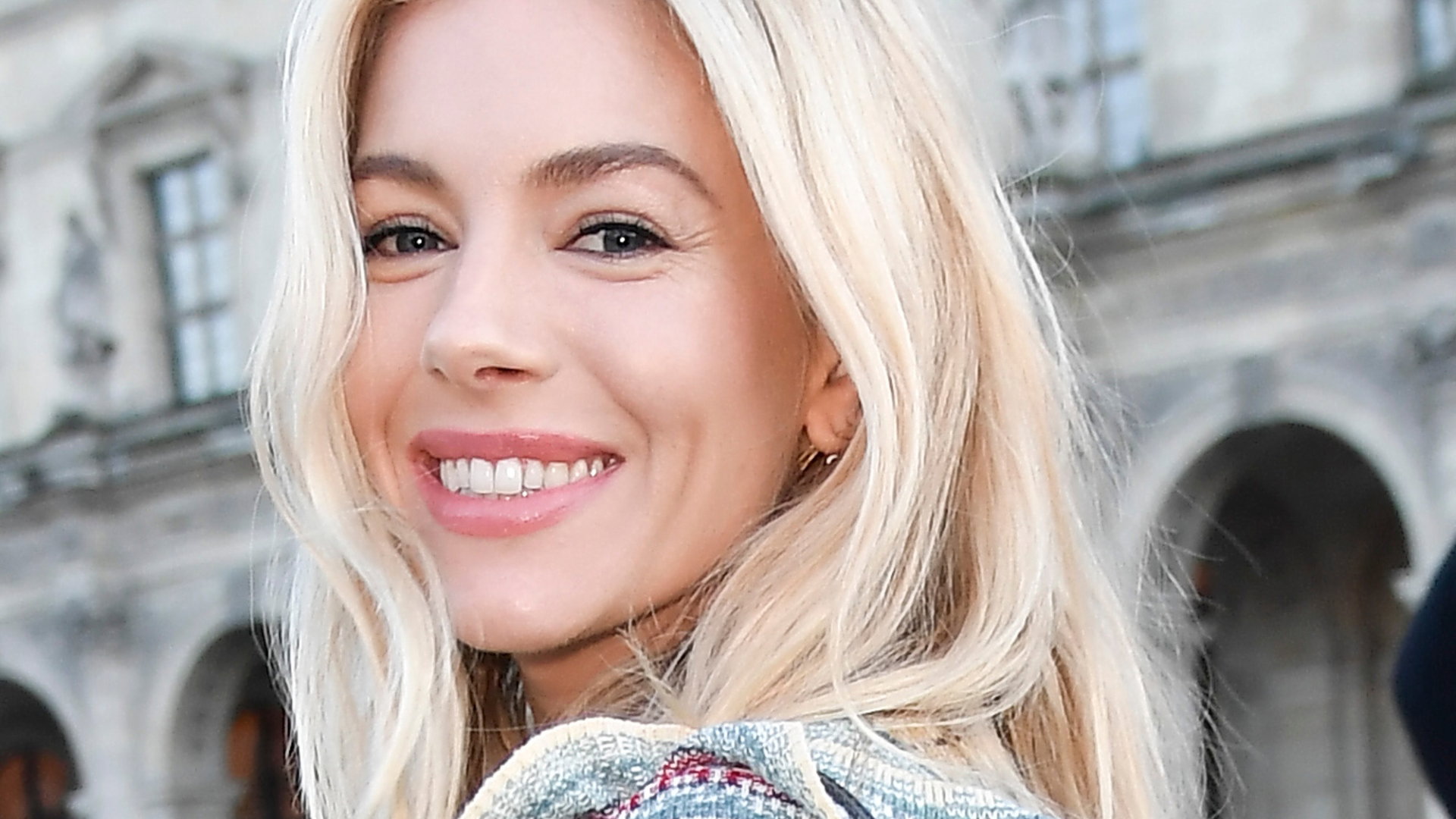 sienna-miller1-9dc34de