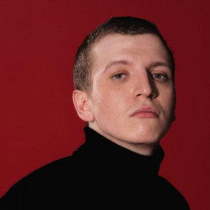 Maciej Musiałowski: Wszyscy chcemy żyć w dobrym kraju [WYWIAD]