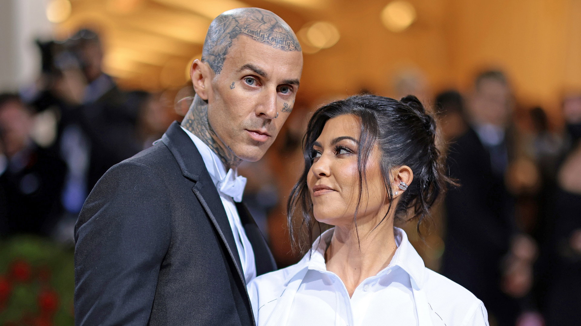 kourtney-kardashian-i-travis-barker-060c9dd