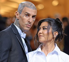 kourtney-kardashian-i-travis-barker-060c9dd