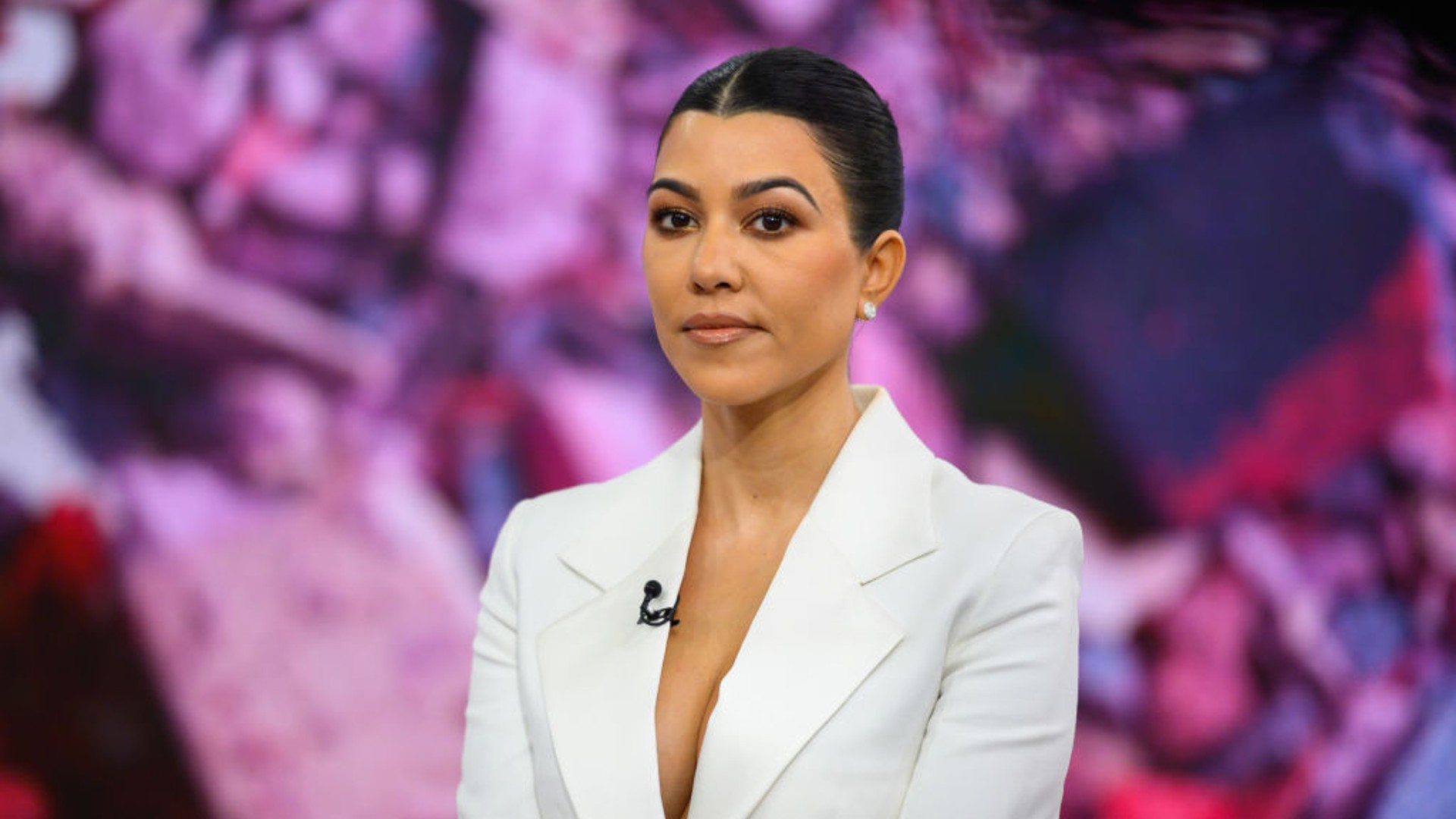 kourtney-kardashian1-e75141f