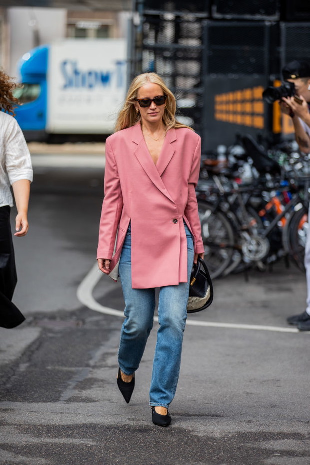 Moda uliczna na Copenhagen Fashion Week wiosna-lato 2022